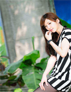 打开腿闺蜜用黄瓜让我爽,亚洲欧洲日产国产 最新