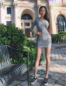 最近新的免费韩国电影/小熟女